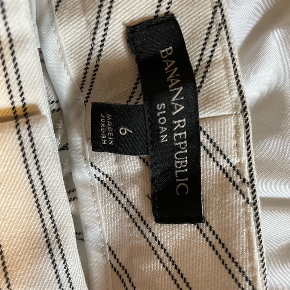 Banana Republic Trousers - Picture 2 of 2